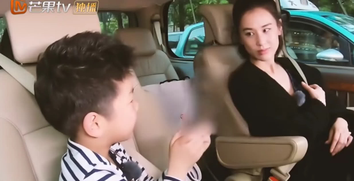 黄圣依用的手机壳,黄圣依手机壳同款