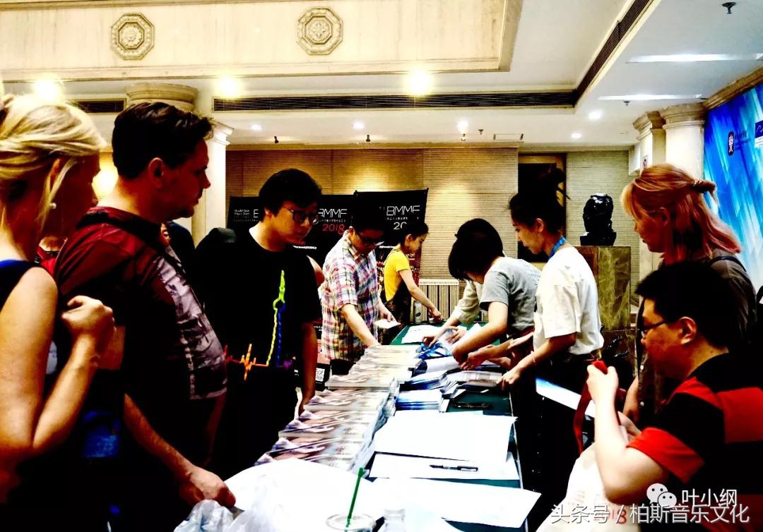 叶小纲地平线交响曲,叶小纲钢琴作品