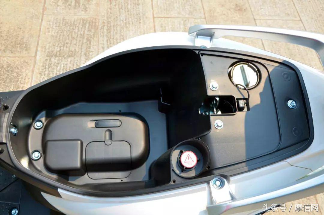 力帆花韵125踏板摩托车,力帆125踏板花韵评测