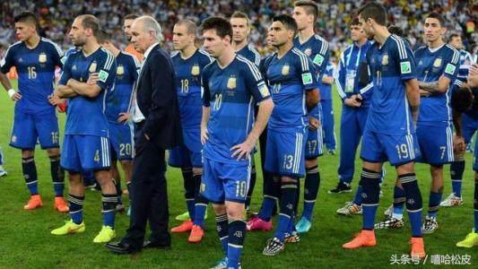 c罗力压梅西夺世界第一,c罗再次超越梅西