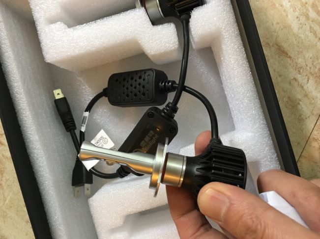 led和氙气大灯,led和氙气灯对比视频