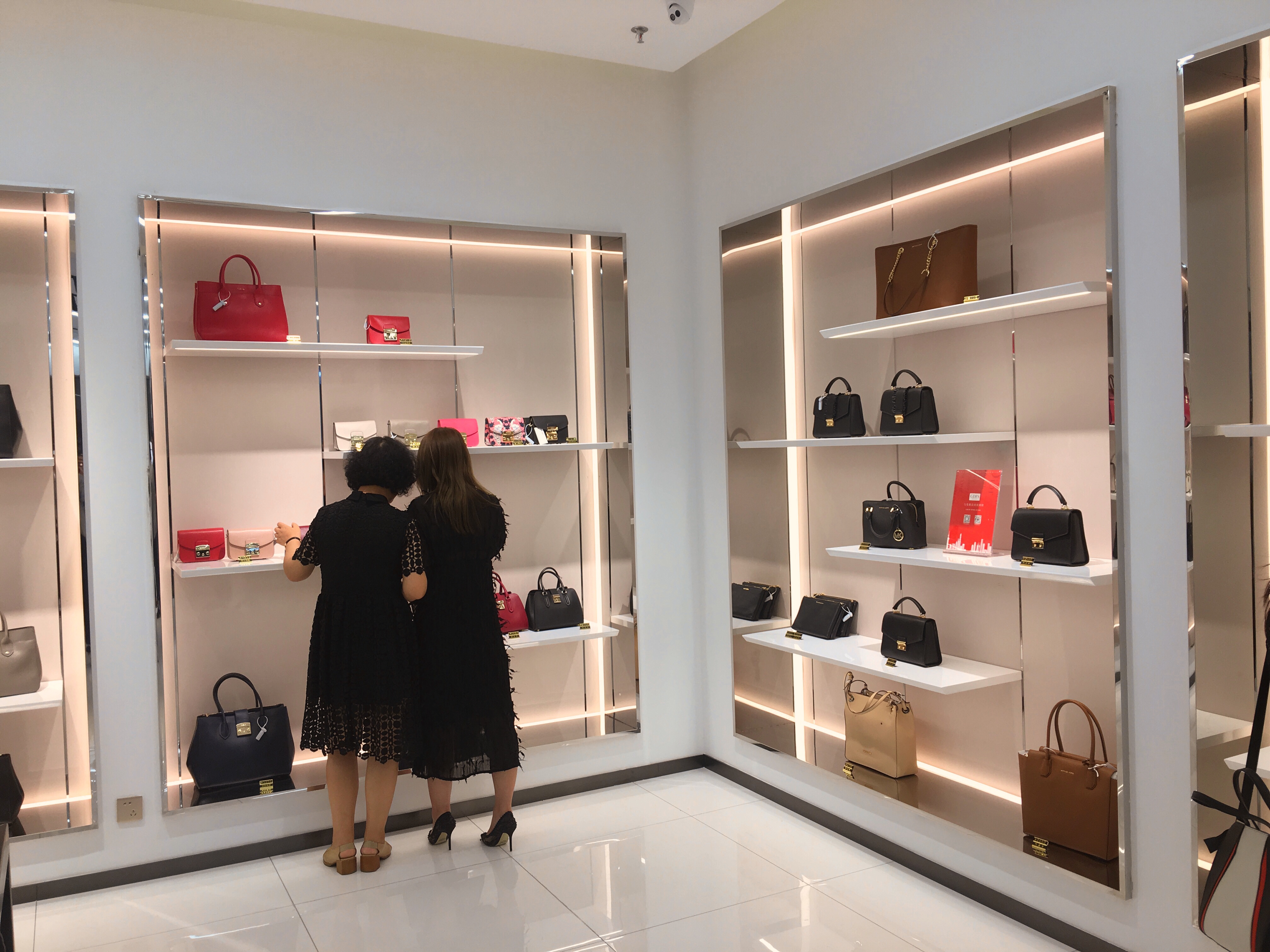 呼和浩特gdfs免税体验店,中国首家gdfs体验店