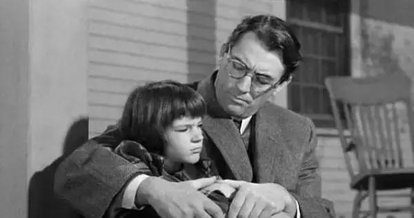 杀死一只知更鸟当你明知道会失败,杀死一只知更鸟在于内心的坚守