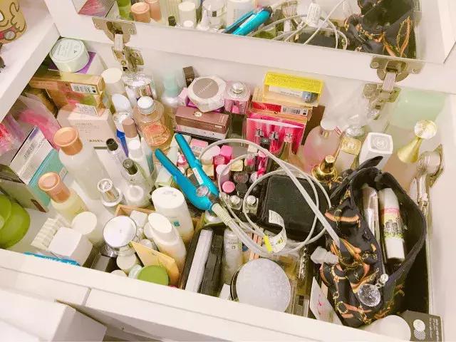 神仙水红腰子兰蔻小黑瓶雅诗兰黛,小黑瓶和红腰子神仙水哪个比较好