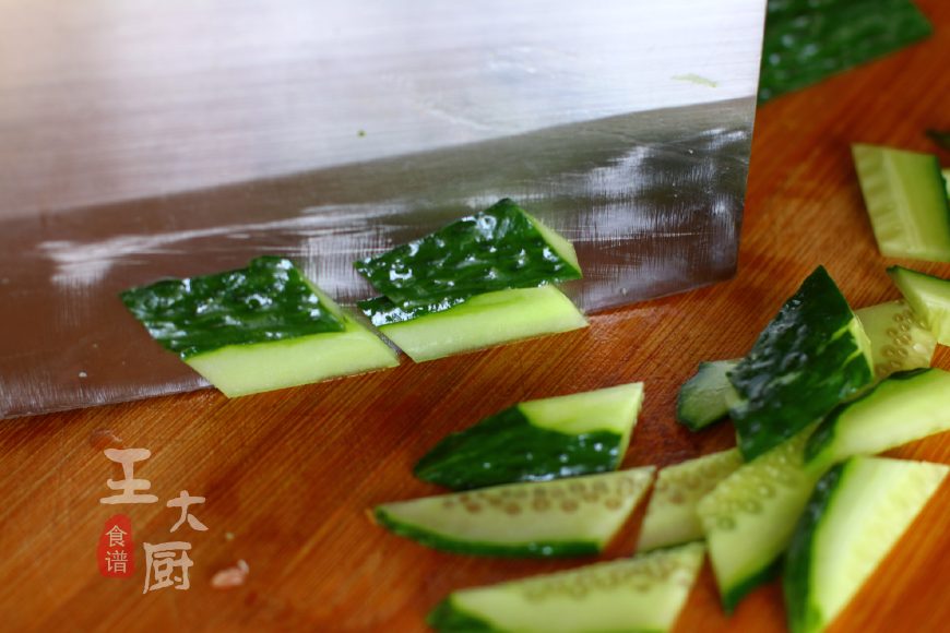 黄瓜炒鸡蛋最常见的家常做法,黄瓜炒鸡蛋最简单的做法