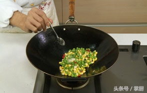 素炒玉米豌豆,肉和玉米豌豆怎么炒好吃
