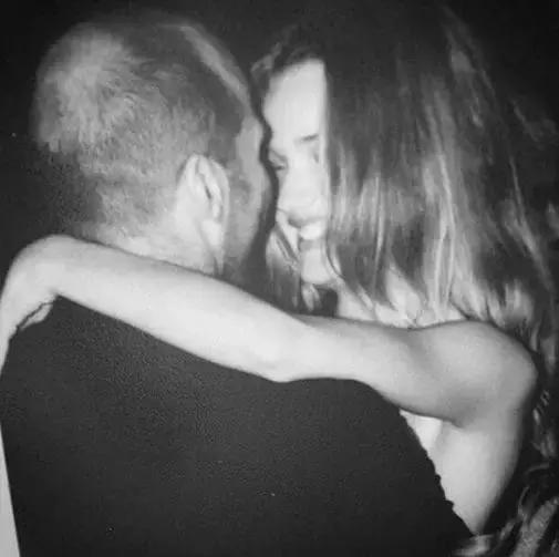 维密超模未婚生育 (维密未婚产子的女人)