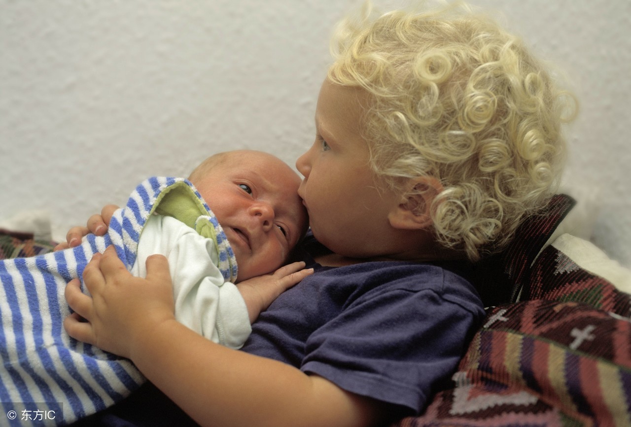 一天中宝宝生长发育最佳的时间段,3岁宝宝发育的十个阶段