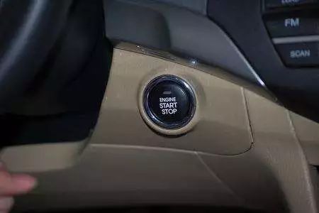 车钥匙丢了怎么办解决方法,汽车钥匙丢失怎么办最简单的解决