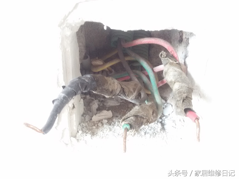 万用表如何判断插座零线地线火线,火线零线地线都是两根如何接插座