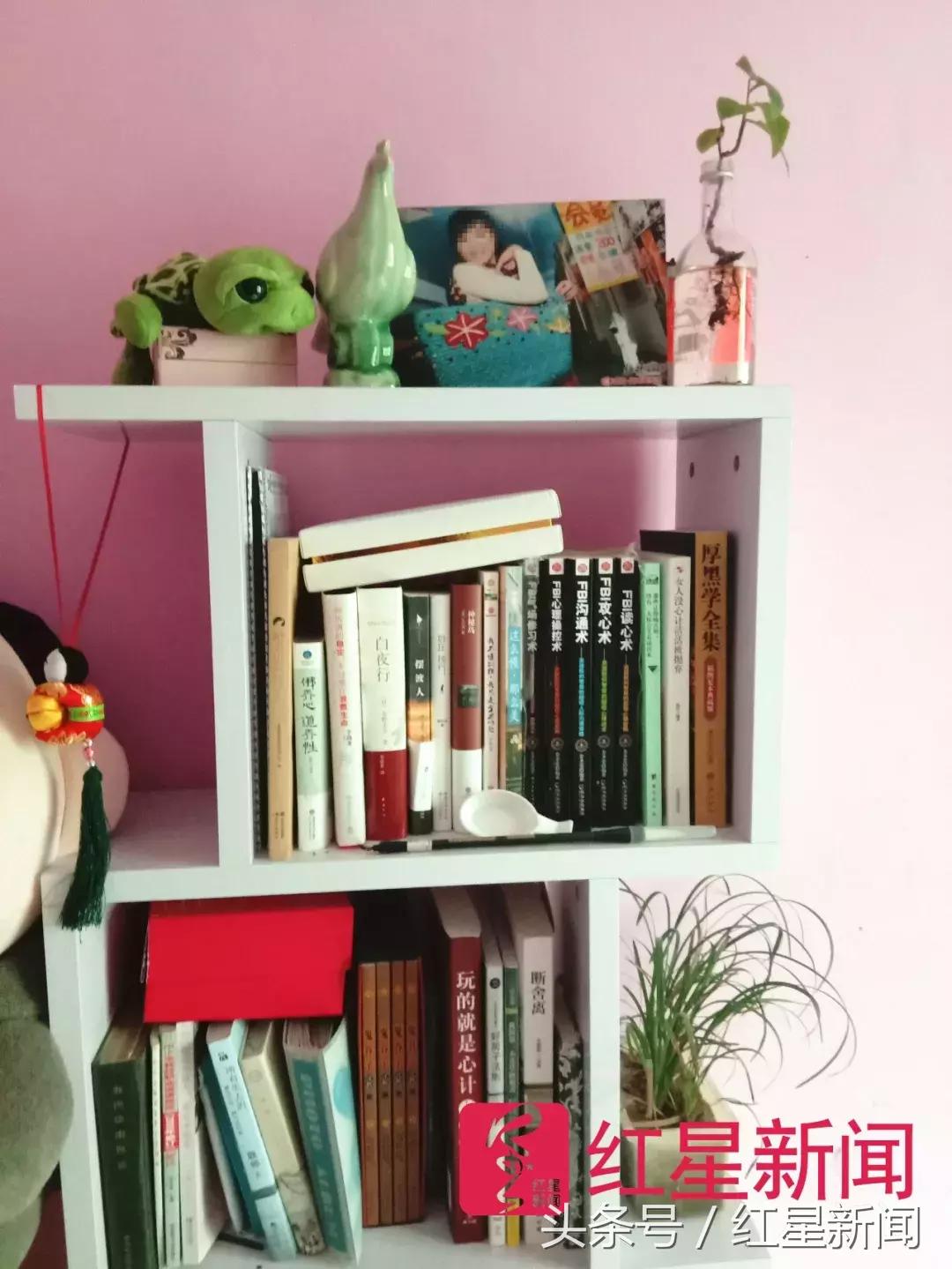 女主播被人在背后捅一刀事件,女主播被粉丝杀事件