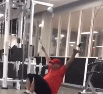 无器材初学者健身一周训练表,没有基础的健身教练怎么学