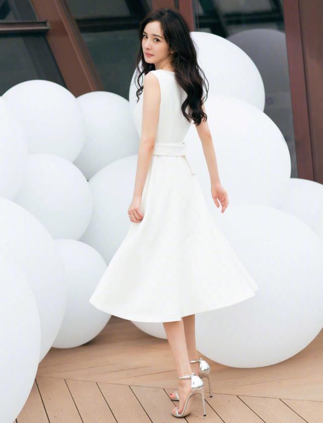 张云龙杨幂迪丽热巴一起演电视剧,杨幂公司嘉行传媒旗下艺人张云龙