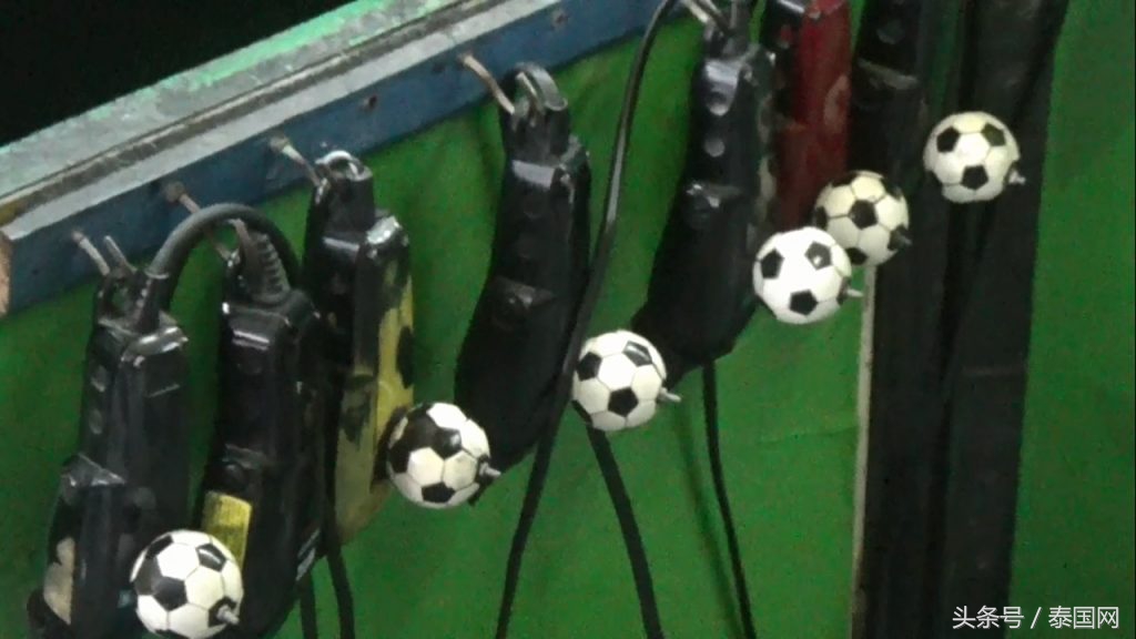 泰国理发老板娘,泰国理发小店