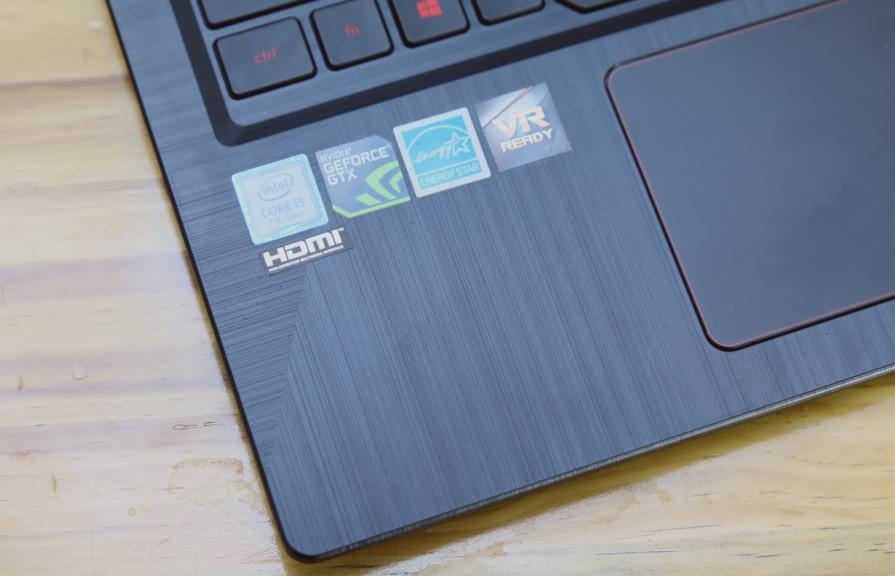 华硕飞行堡垒fx63v装nvme固态,飞行堡垒fx63vm1050ti