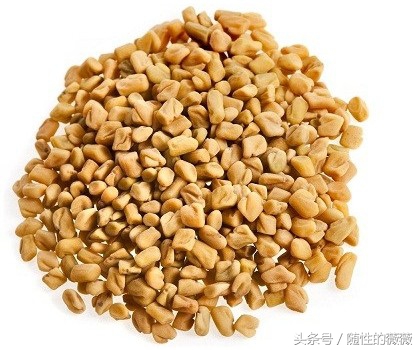 头发掉得厉害有什么防脱的办法,头发掉得很严重怎么保护好毛囊