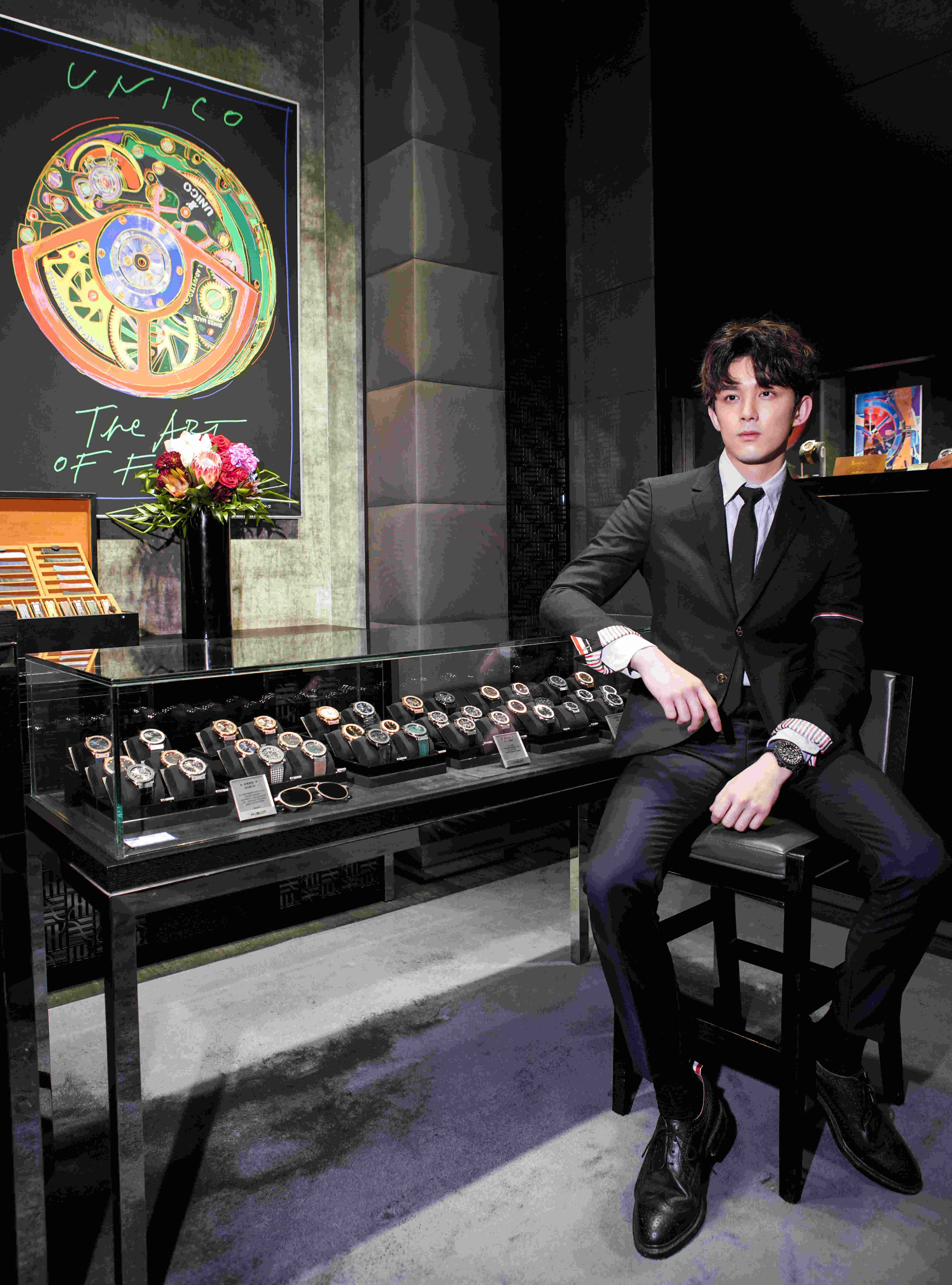 世界杯官方计时携吴磊点燃“宇舶爱足球”中国巡展成都站