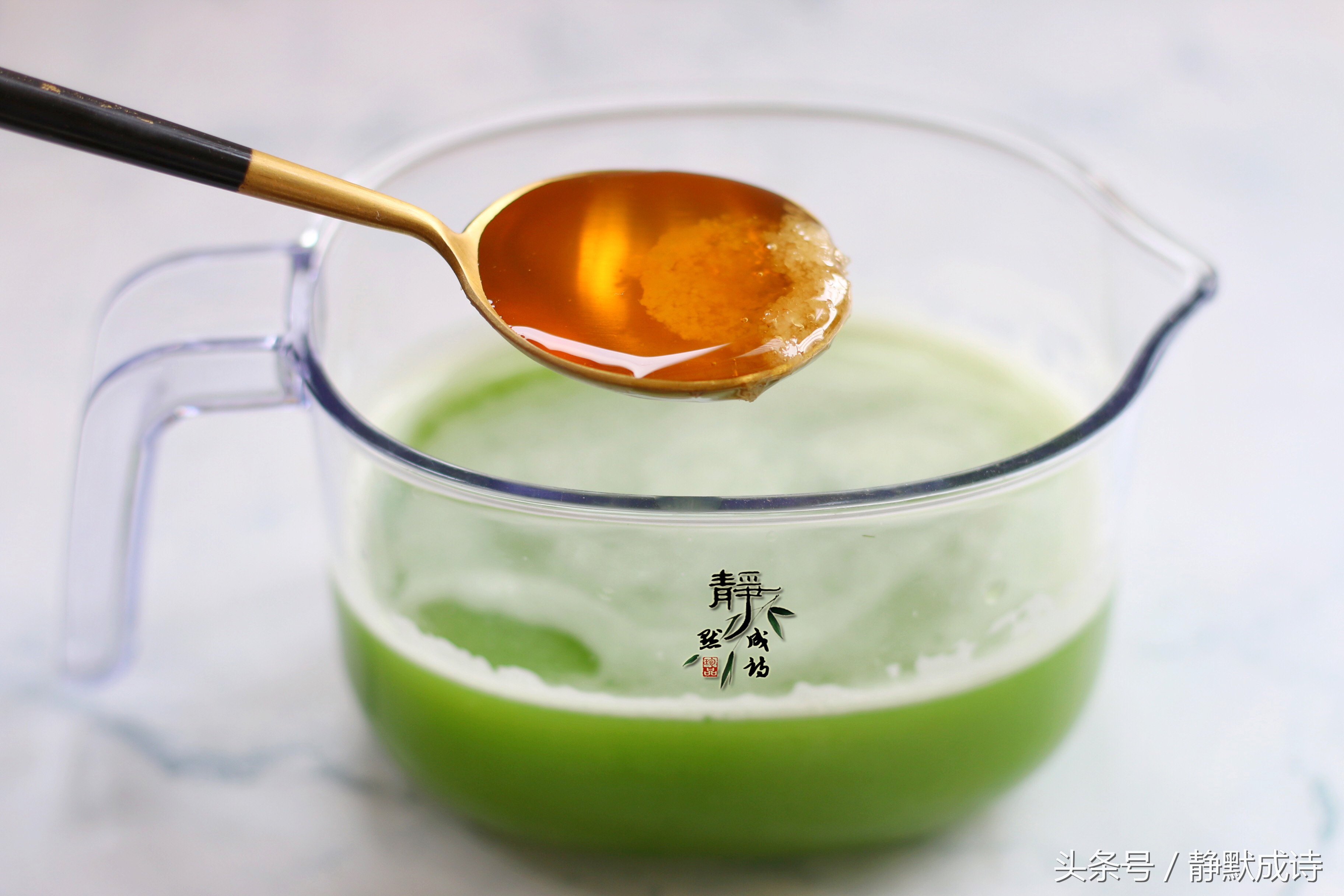 苦瓜汁怎么喝最好最有效,清热去火蜂蜜苦瓜汁