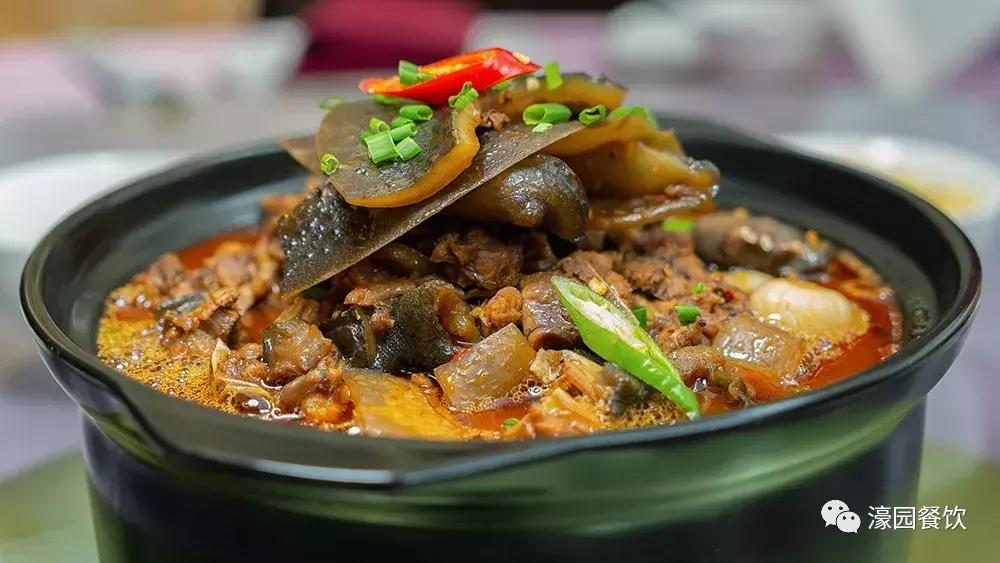 湿气大是拔罐祛湿还是喝中药,湿气重的人怎么排湿拔罐出水蒸气