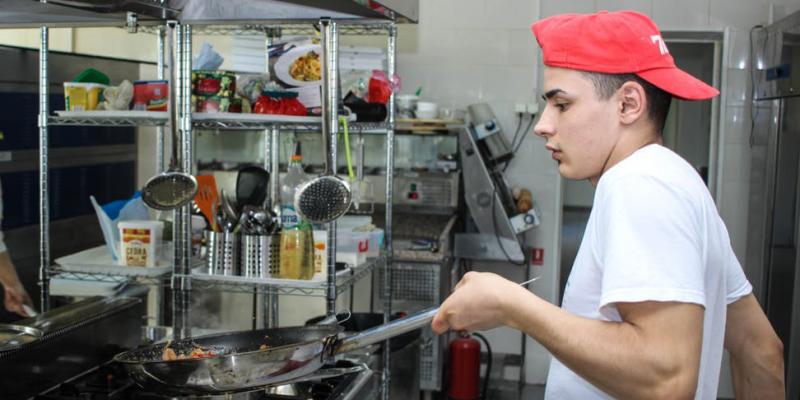 雇主责任险和团体意外险怎么买,雇主责任险和团体意外险该买哪个