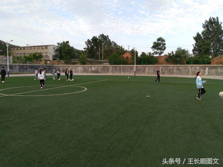桂林镇中心校参加林州市“市长杯”足球赛*史大**记