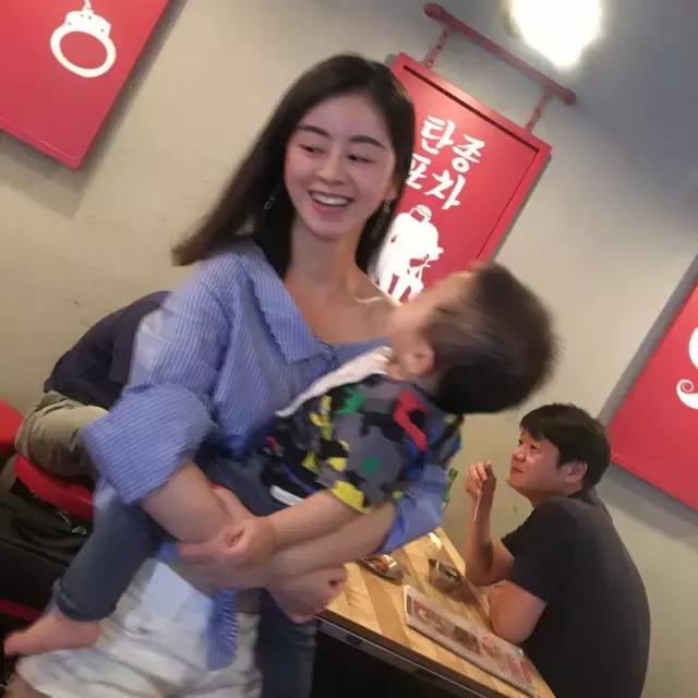 护肤主打的产品是什么牌子,哪些护肤品牌有自己的专柜