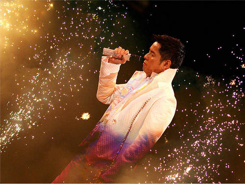 谭咏麟谭校长心中永远不变的歌神,校长谭咏麟献唱经典2016年