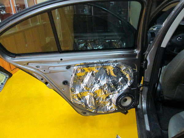 斯柯达明锐只因更好享受车内音乐汽车音响改装升级潍坊成功音响