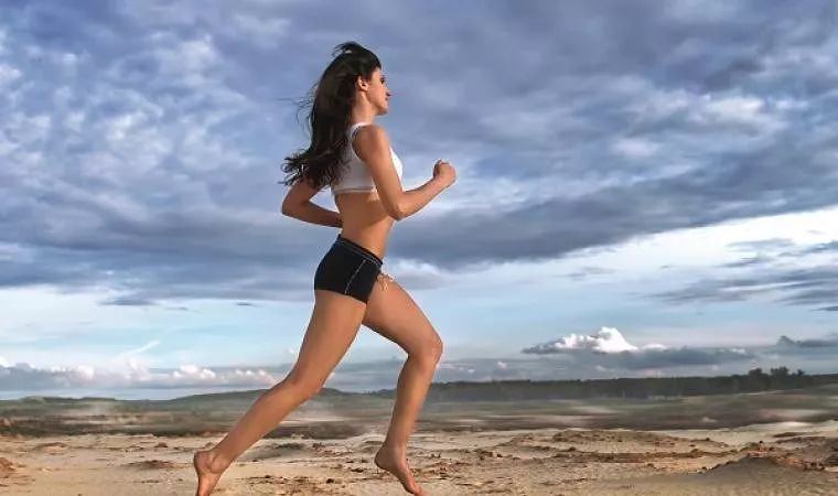 大腿粗小腿细是什么原因造成的,小腿和大腿一样粗