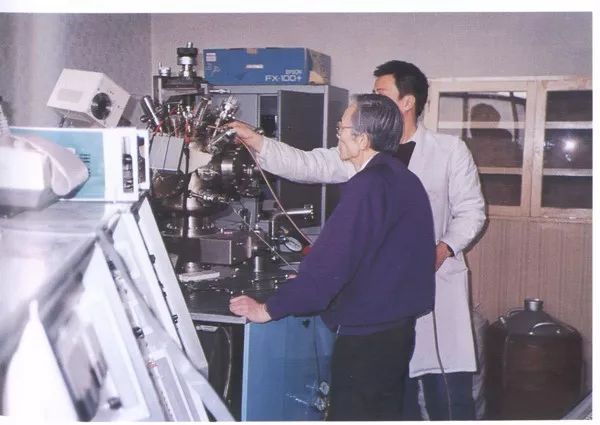 郭燮（xiè）贤，在催化领域战斗到底的老院士丨科学史