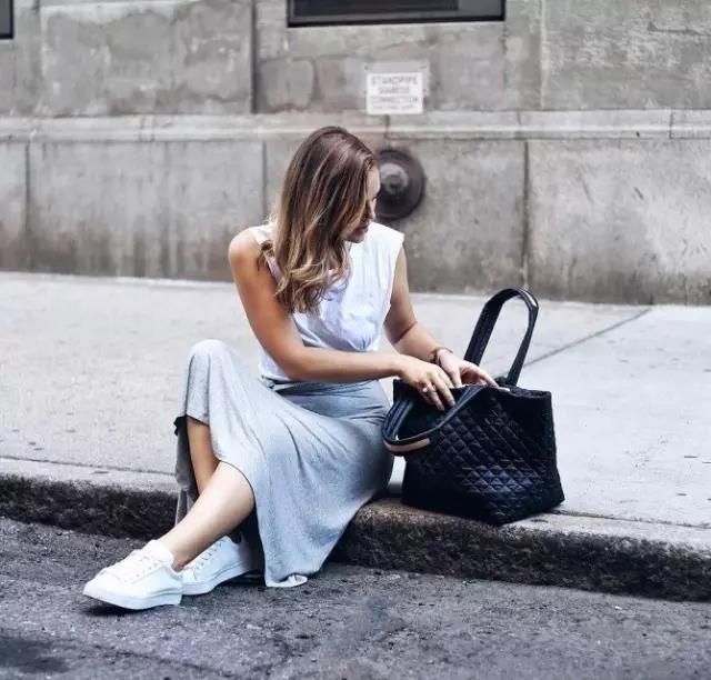 种草教你搭配这4款经典实用，可以出席任何场合的包