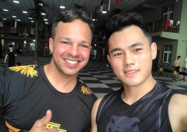 铁英华魏锐邱建良比赛视频,邱建良铁英华魏锐能赢播求吗