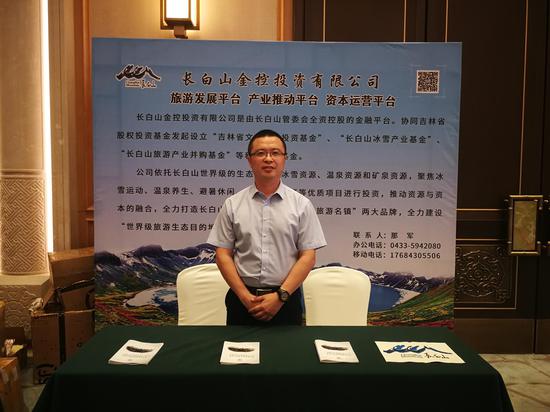 长白山天池和西湖,美丽而令人向往的长白山天池