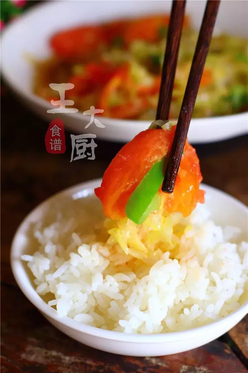 大头菜炒西红柿的营养功效,大头菜炒西红柿的营养价值及功效