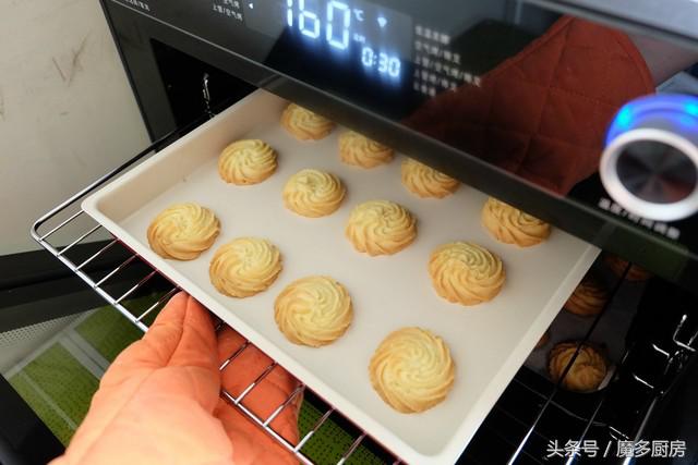 自己做的曲奇饼干成本虽高，但口感更好，详细步骤在这里，快来学