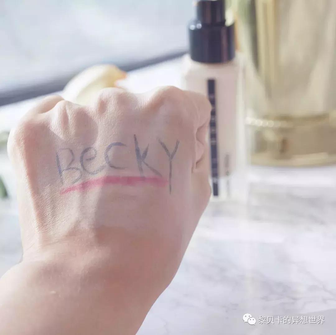 适合夏天用的粉底液遮瑕不脱妆,夏天脸部容易出汗适合哪个粉底液