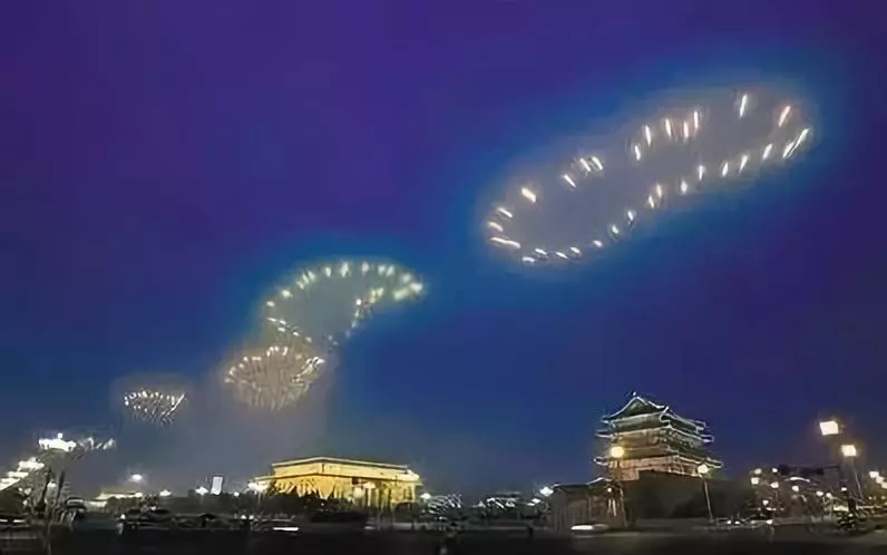 球场内的烟火是什么,球场的烟火