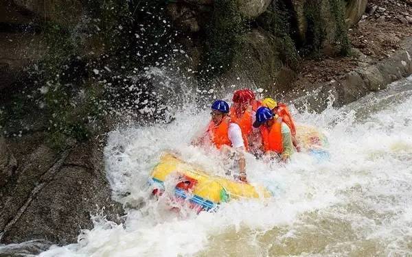 河南哪个地方的漂流最好玩,中原最刺激的漂流