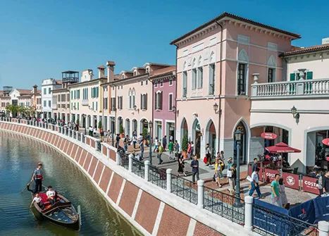 又能看表演又能买买买的意大利式夏日狂欢？不出国门就能去！