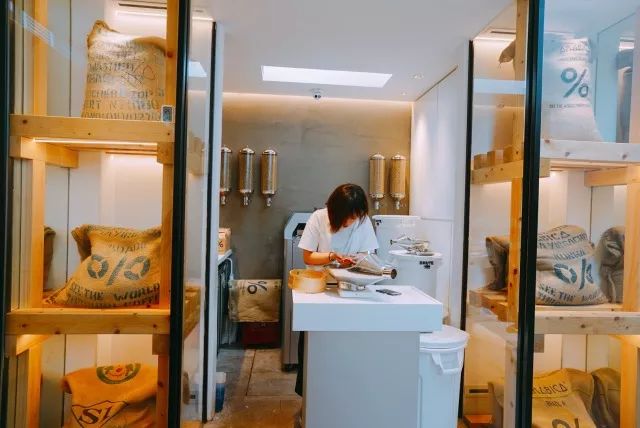 arabica西班牙拿铁冰的还是热的,arabica拿铁