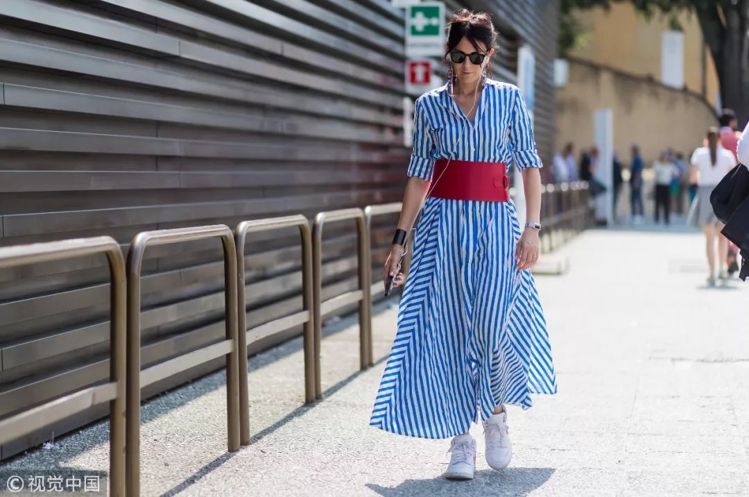 腿上长竖着的条纹,腿上长竖条纹