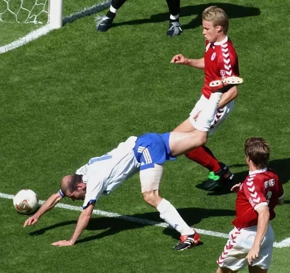 世界杯百大传奇齐达内,齐达内世界杯之旅集锦