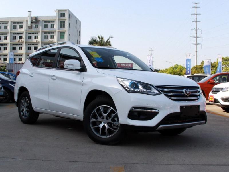 18年的大型比亚迪suv,2018款比亚迪宋七座用车感受