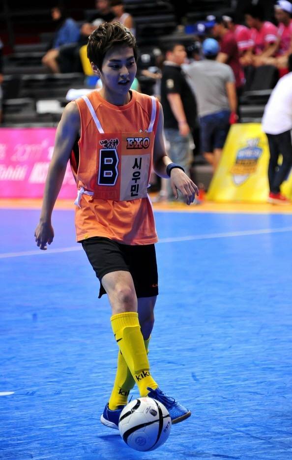 exo分享一波图片,exo分享服装