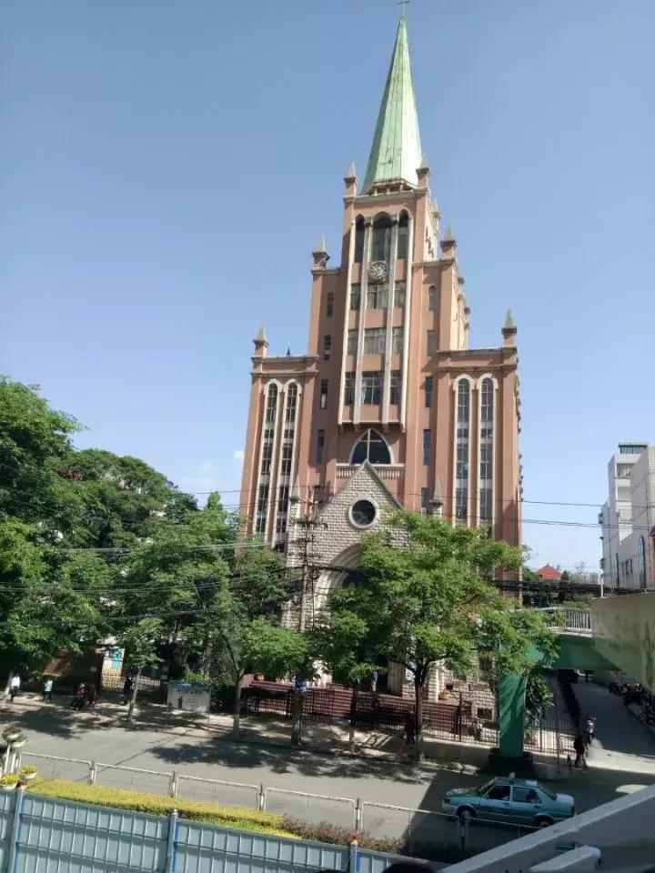 昆明国庆假期自驾游攻略,五一昆明最适合去的地方