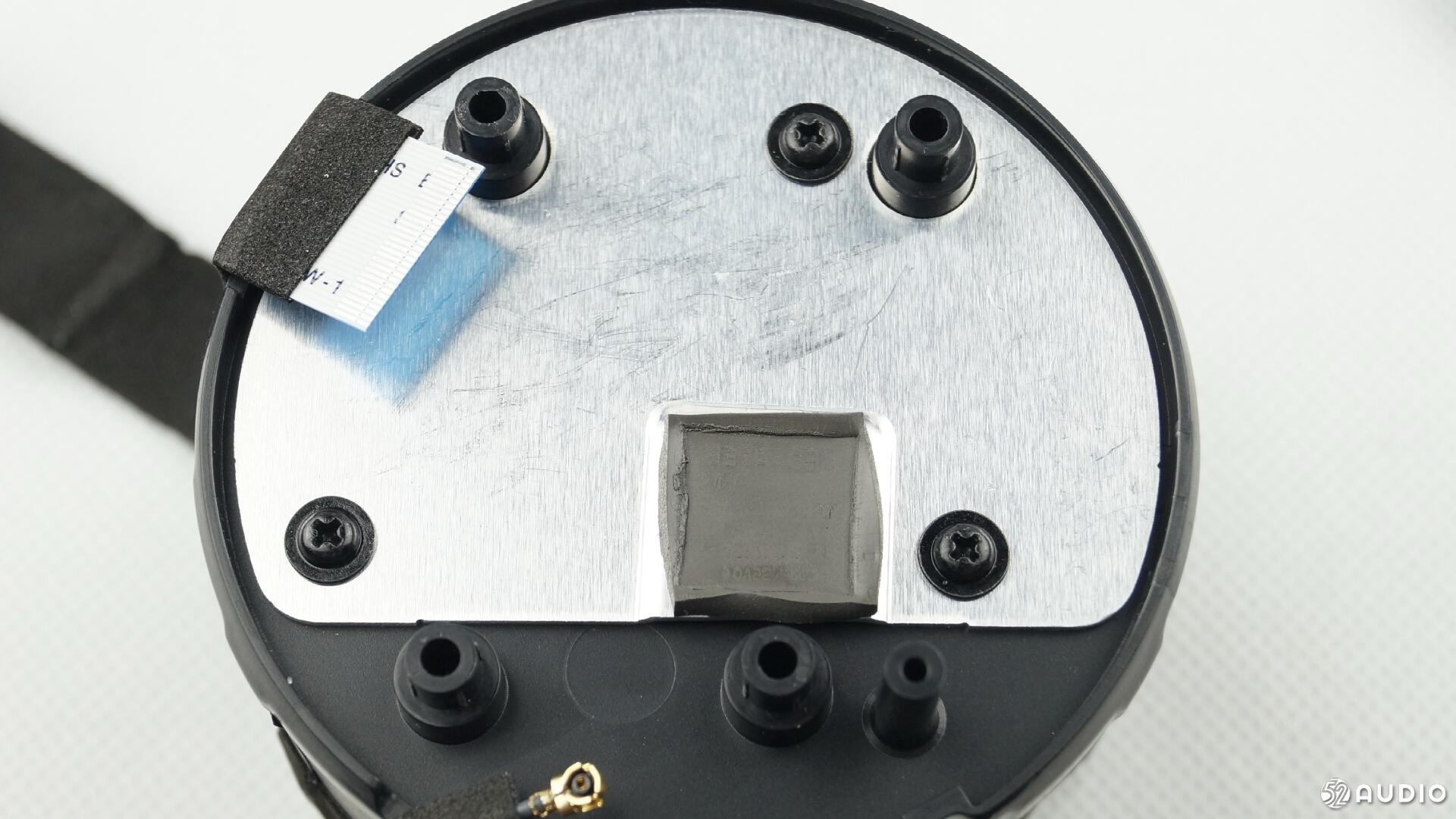 天猫精灵智能音箱boom拆解,天猫精灵智能音箱x3和X6对比