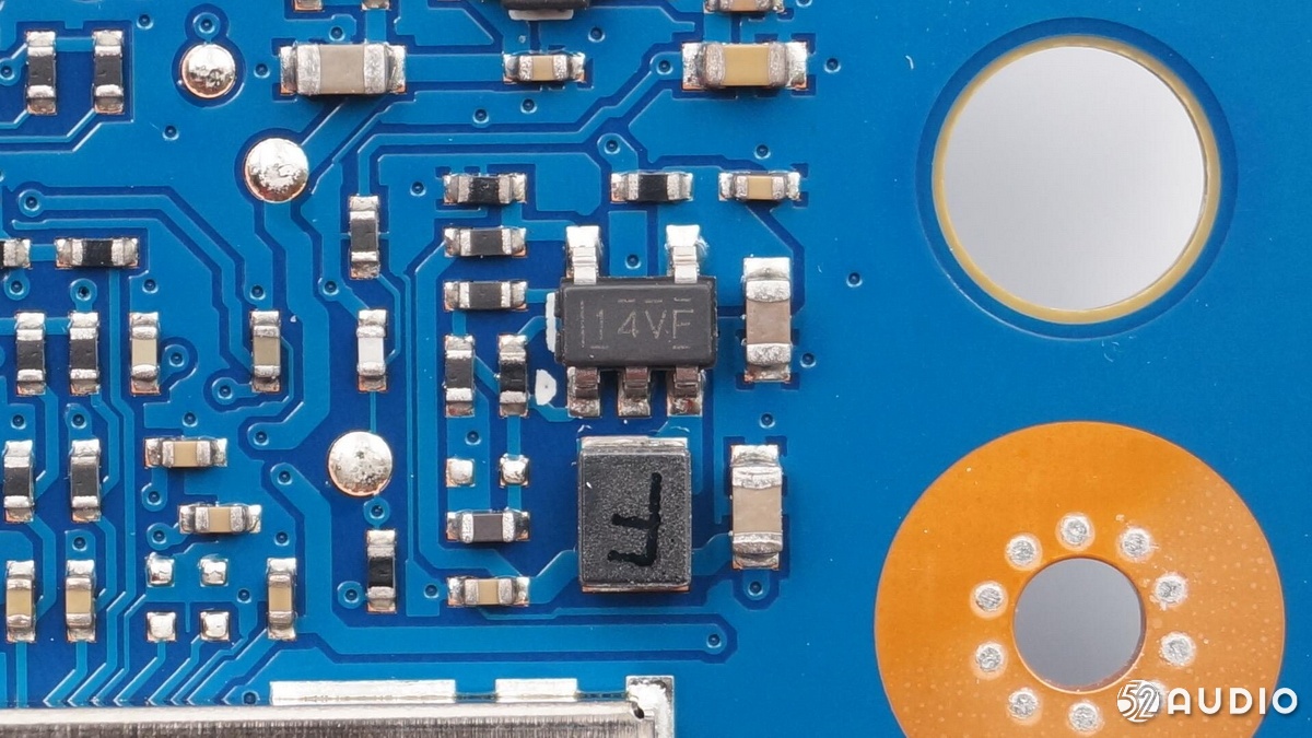 天猫精灵智能音箱boom拆解,天猫精灵智能音箱x3和X6对比