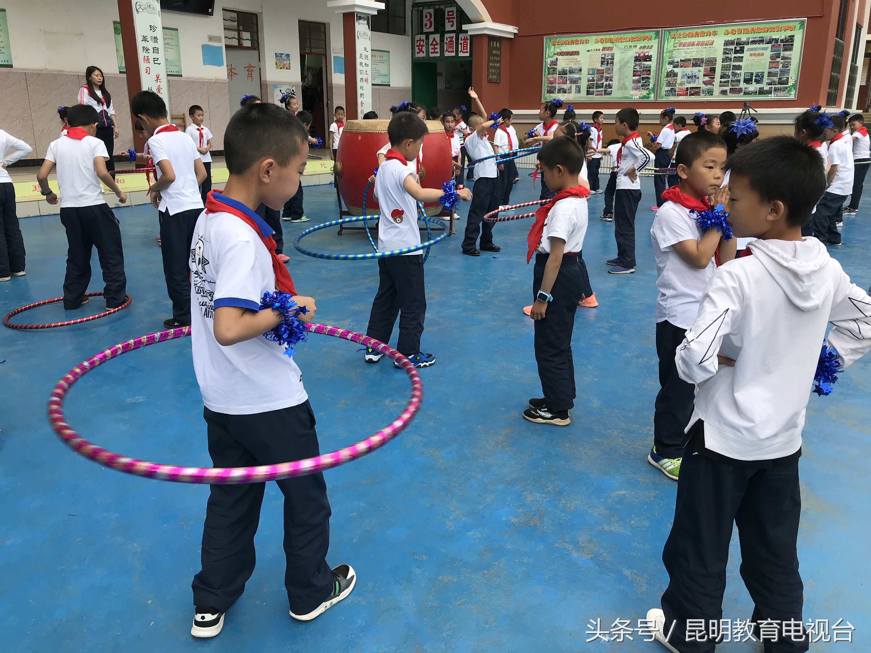 辽化高中阳光体育大课间活动,阳光体育大课间新乡市牧野区