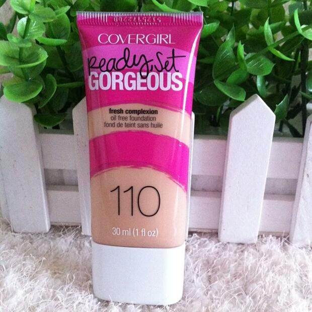 油皮适合什么样的粉底液平价好用,油皮底妆选什么粉底液好用