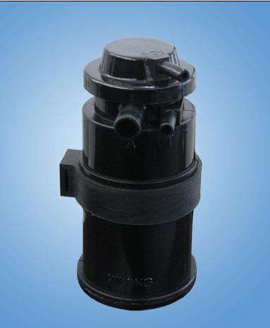 每次加油后油耗下降明显,加油时汽油往外喷怎么回事